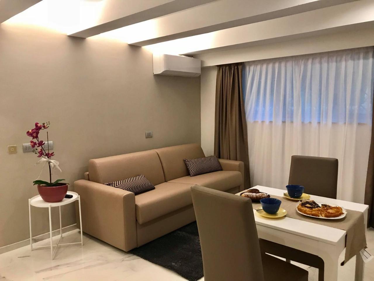 Marina Centro Suite ريميني المظهر الخارجي الصورة